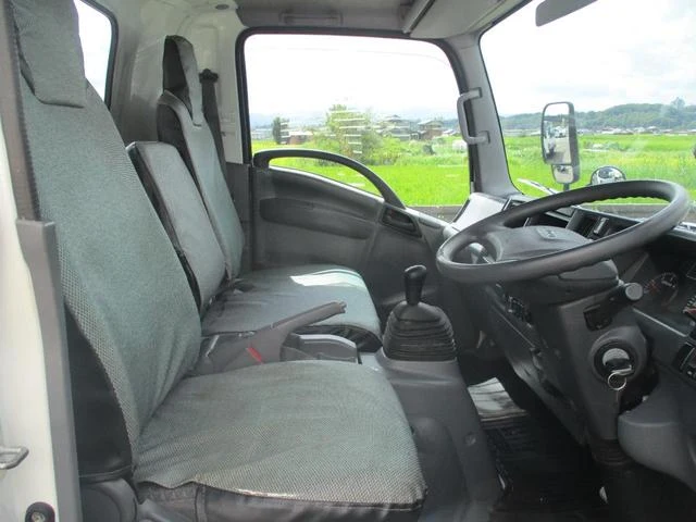 Isuzu ELF 55