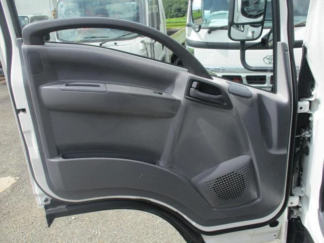 Isuzu ELF 50