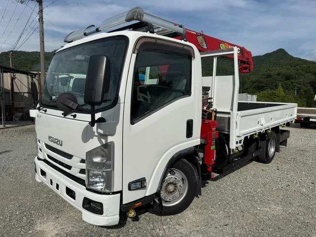Isuzu ELF 2