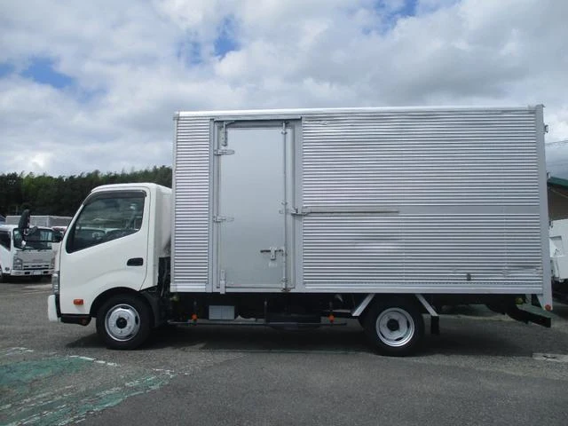 Hino DUTRO 20
