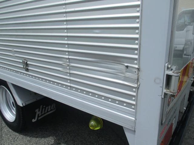 Hino DUTRO 17