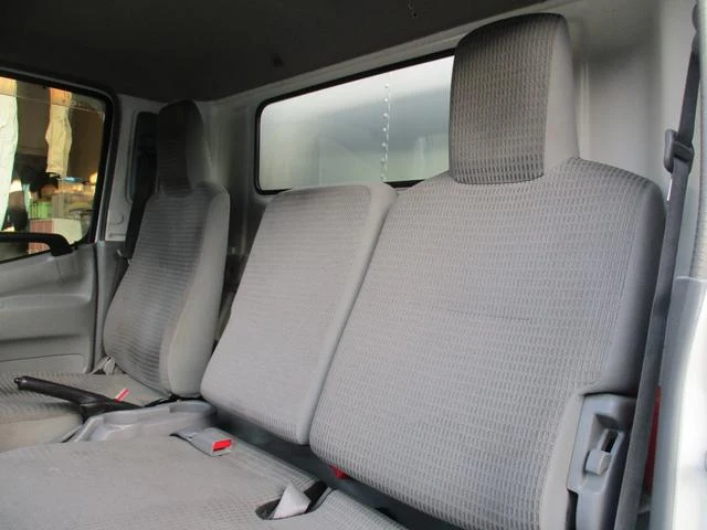 Hino DUTRO 55