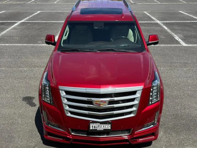 Cadillac ESCALADE 24