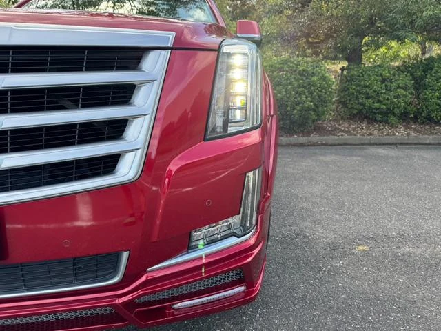 Cadillac ESCALADE 12