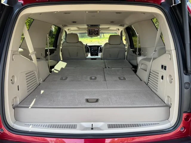 Cadillac ESCALADE 53