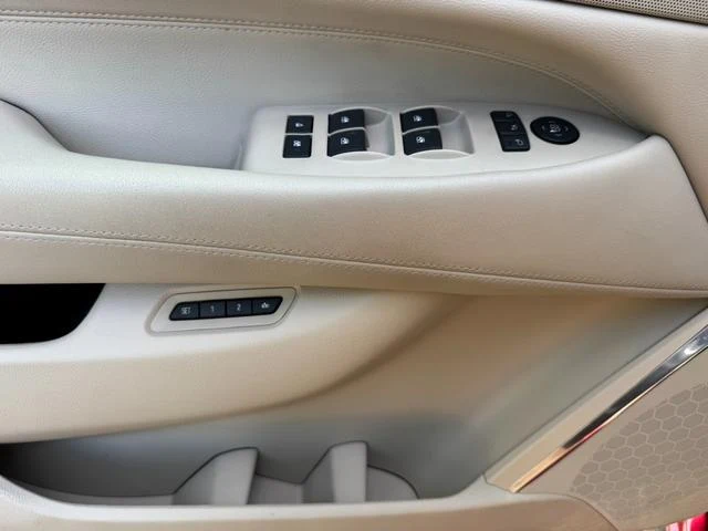 Cadillac ESCALADE 40