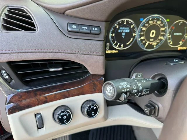 Cadillac ESCALADE 42