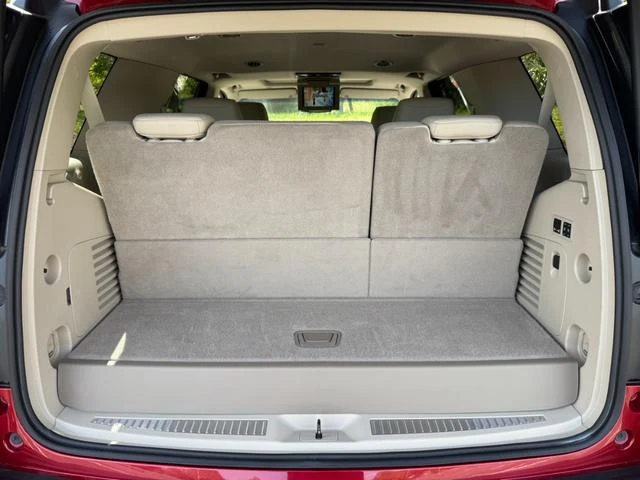 Cadillac ESCALADE 52