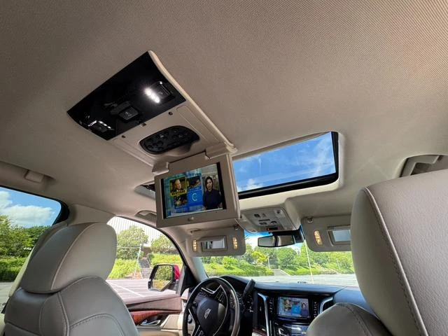 Cadillac ESCALADE 37