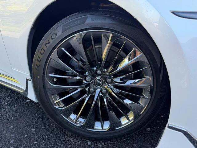 Lexus LS 14