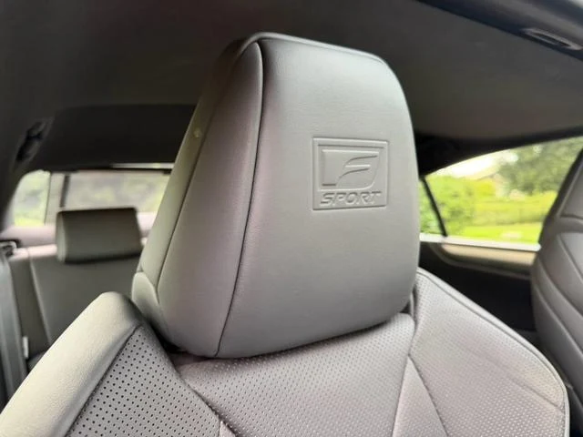 Lexus ES 37