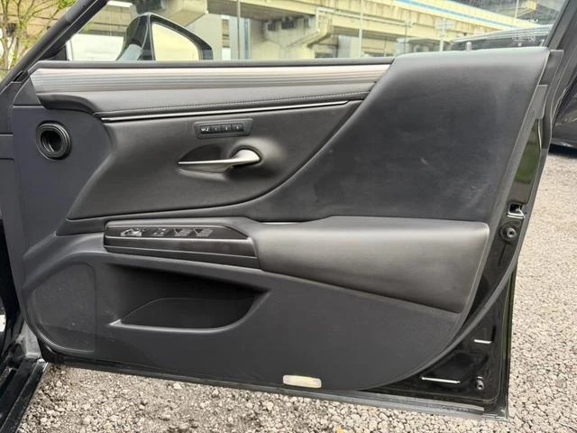 Lexus ES 31