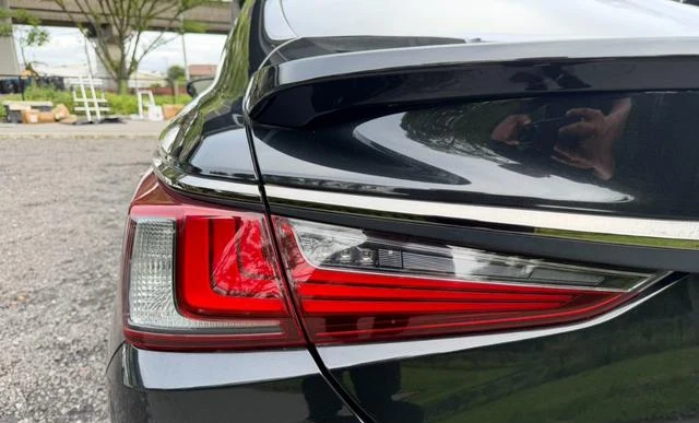 Lexus ES 25