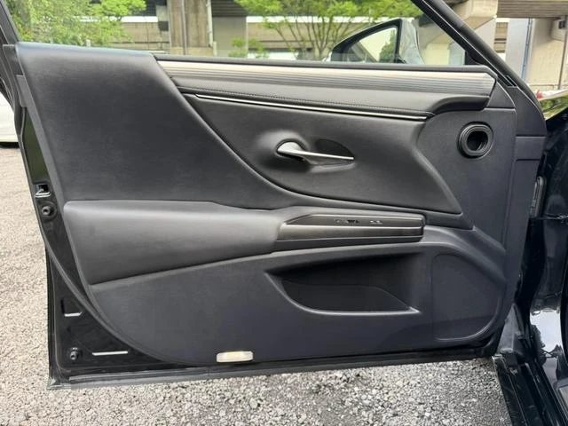 Lexus ES 73
