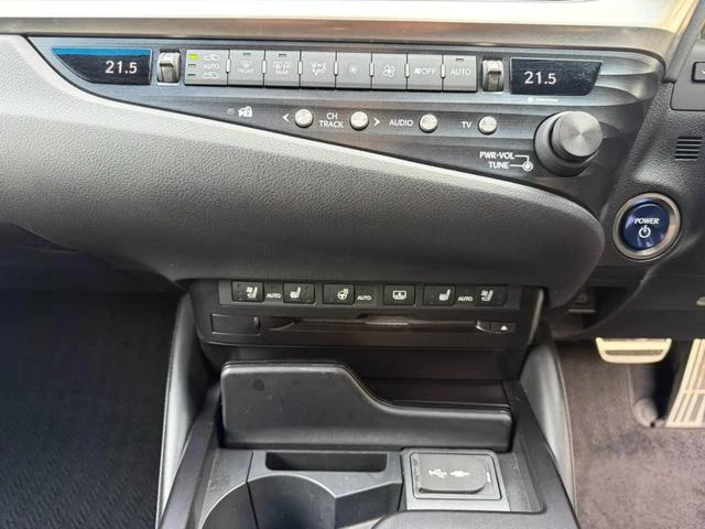 Lexus ES 52
