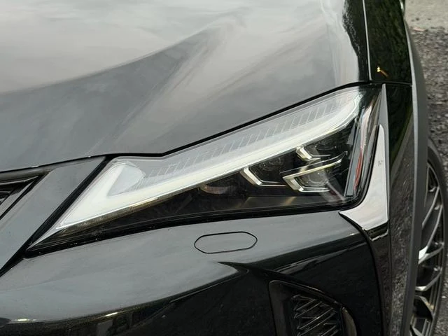 Lexus UX 3