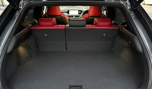 Lexus UX 63