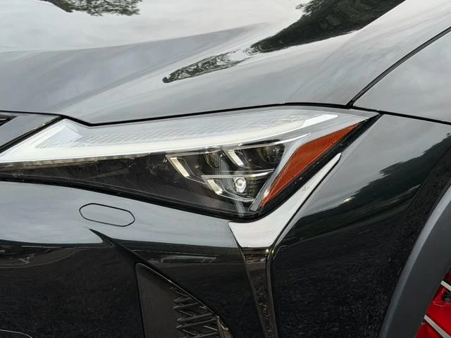 Lexus UX 4