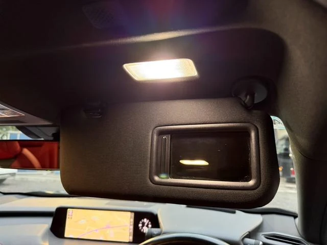Lexus UX 55