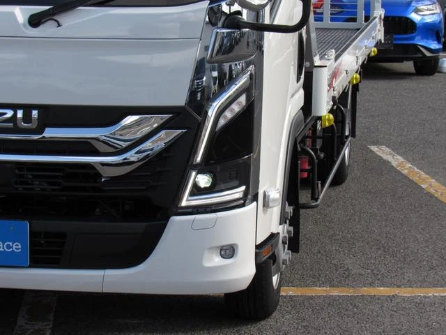 Isuzu ELF 47