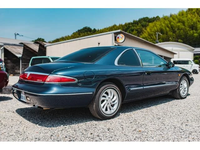 Lincoln MARK VIII 24