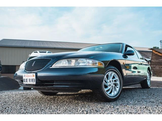 Lincoln MARK VIII 68