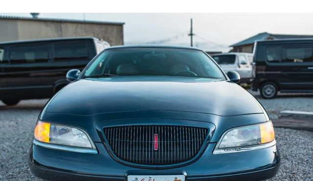 Lincoln MARK VIII 61