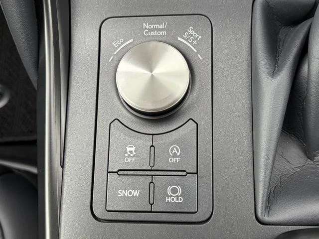 Lexus IS 13