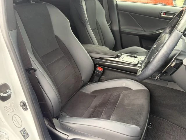 Lexus IS 6