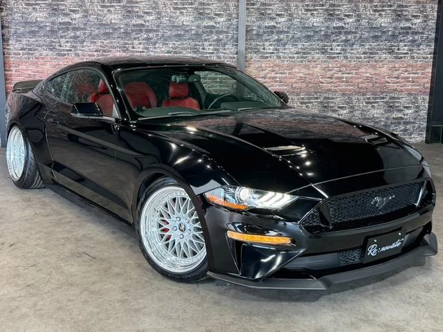 Ford MUSTANG 11