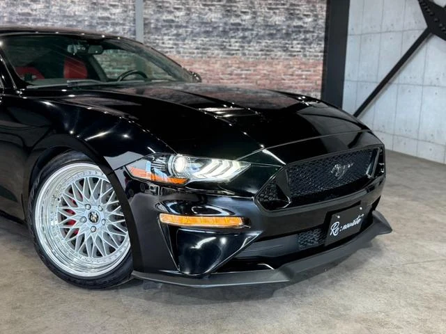 Ford MUSTANG 61