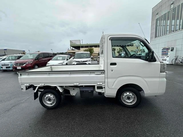 Daihatsu HIJET 11