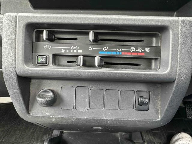 Daihatsu HIJET 3