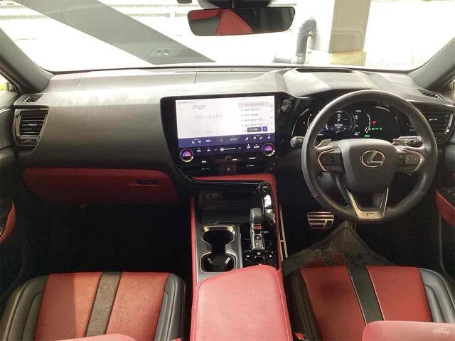 Lexus NX 8