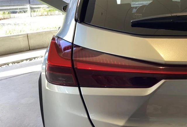 Lexus UX 32