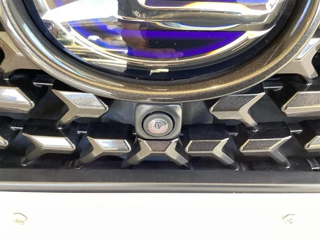 Lexus UX 22