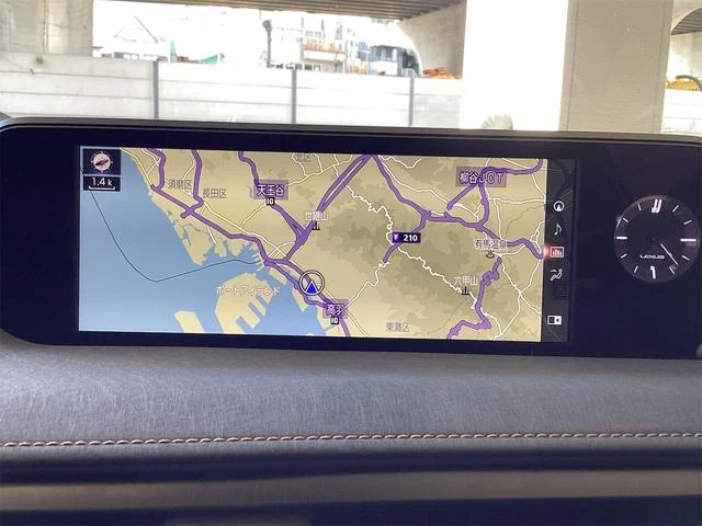 Lexus UX 4