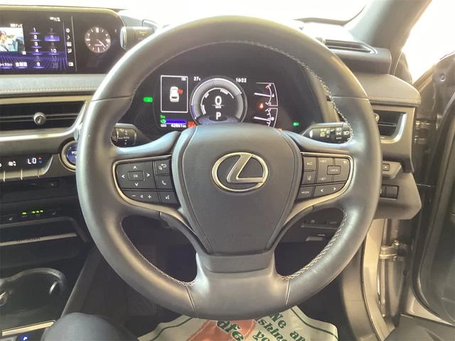 Lexus UX 3