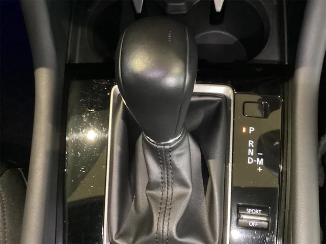 Mazda MAZDA3 8