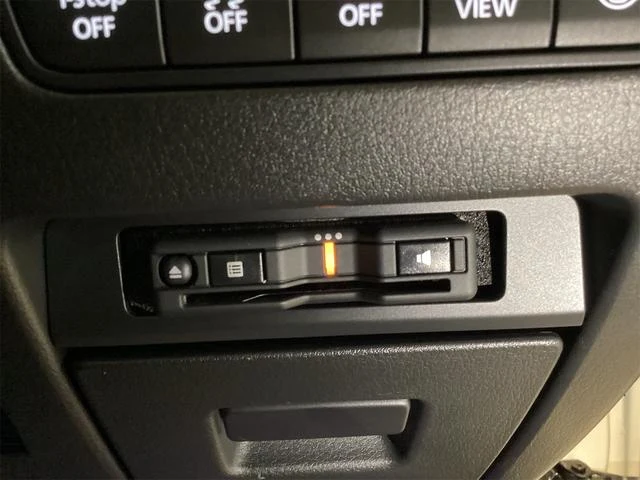 Mazda MAZDA3 6