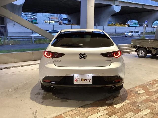 Mazda MAZDA3 14