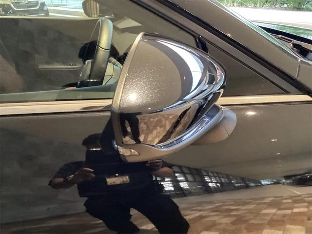 Mazda MAZDA3 27