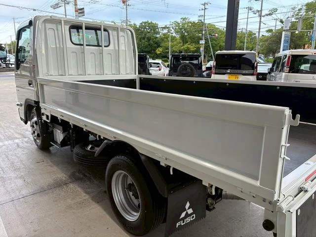 Mitsubishi Fuso CANTER 40
