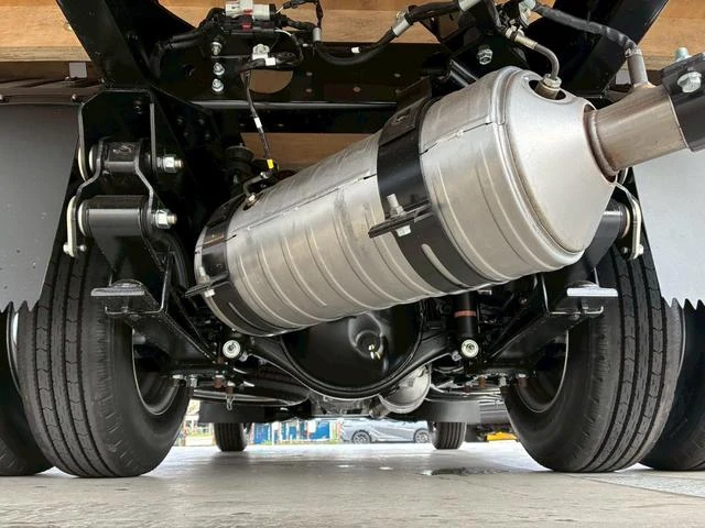 Mitsubishi Fuso CANTER 51