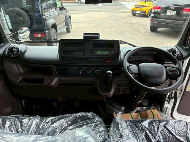Mitsubishi Fuso CANTER 7