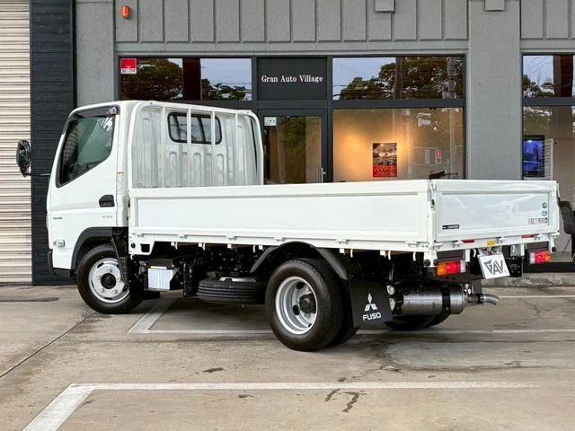 Mitsubishi Fuso CANTER 63