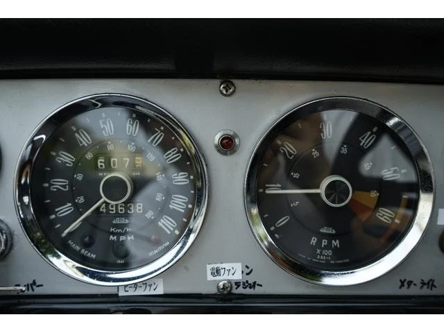 Triumph SPITFIRE 3