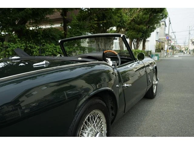 Triumph SPITFIRE 23