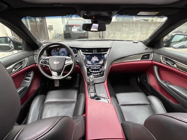Cadillac CTS 16