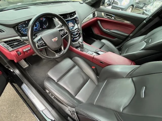 Cadillac CTS 12